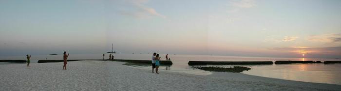 Sundown photostitch.jpg